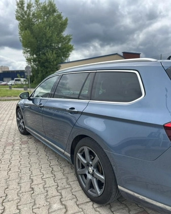 Volkswagen Passat cena 71000 przebieg: 137900, rok produkcji 2015 z Kraków małe 232